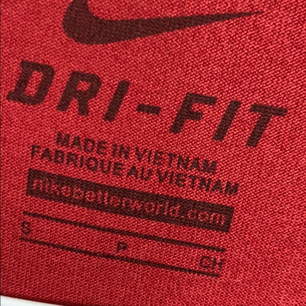 Small men’s Nike Razorback tee - Picture 2 of 3